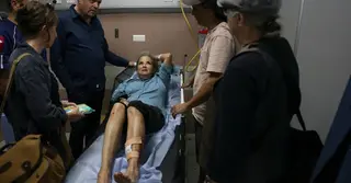 পশ্চিম তীরে ইসরাইলি বসতি স্থাপনকারীদের হামলায় মার্কিন সাংবাদিক আহত